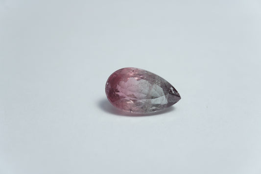 4.40ct Turmalina bicolor 13x8mm