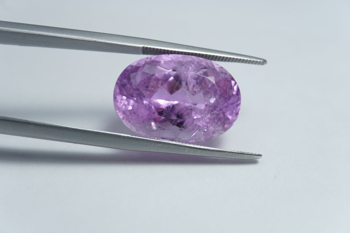 Kunzita 16,25ct 18x13mm
