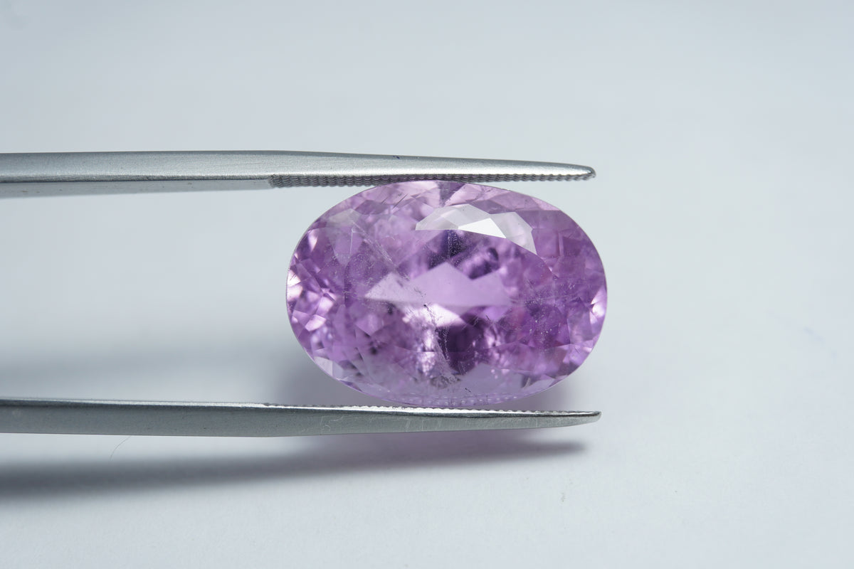 Kunzita 16,25ct 18x13mm