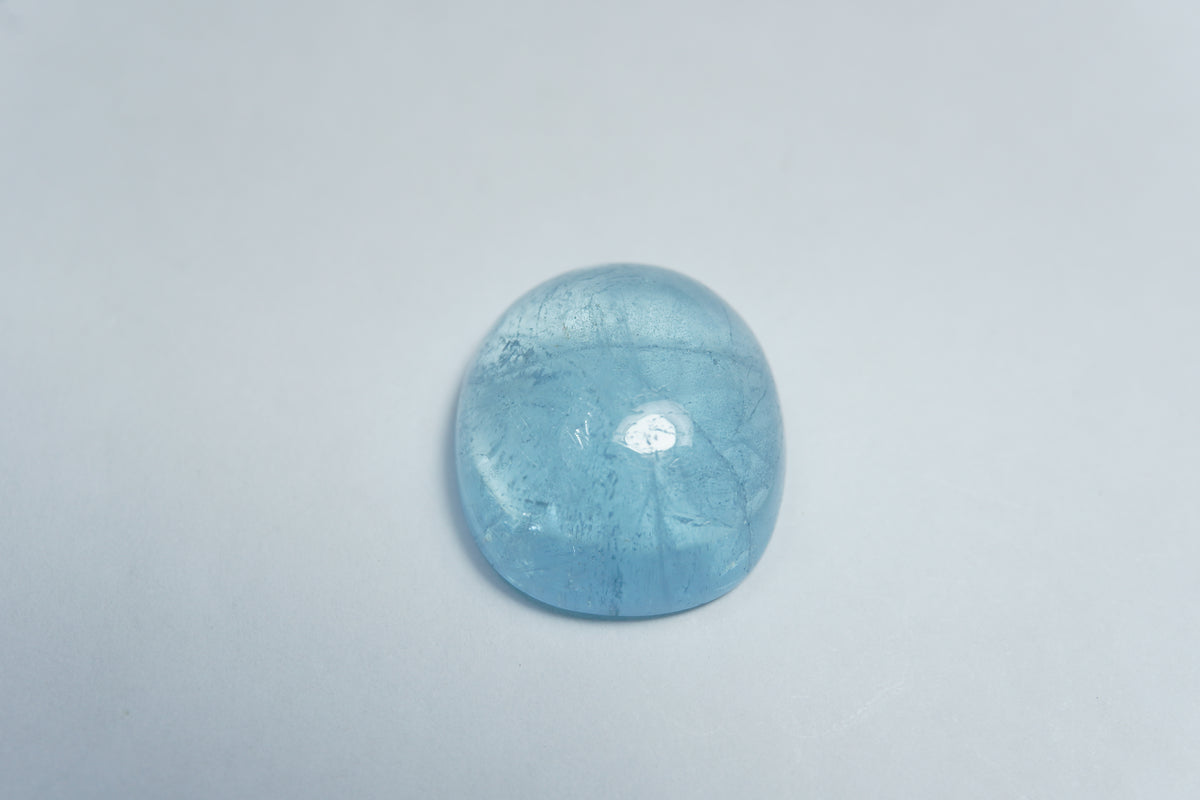 Água-marinha cabochão 18,70ct 18x16mm