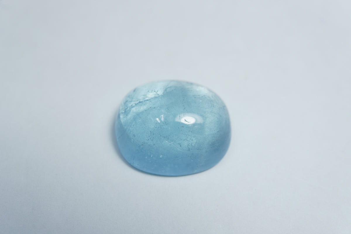 Água-marinha cabochão 18,70ct 18x16mm