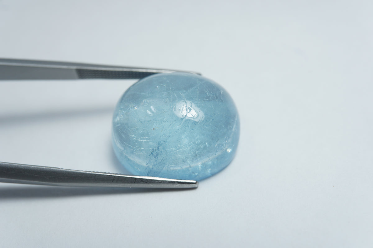 Água-marinha cabochão 18,70ct 18x16mm