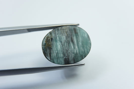 11.60ct Tourmaline with stripe 17x14mm