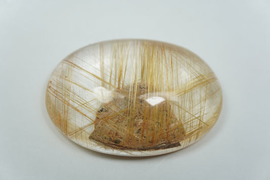 56.50ct Rutilo cabochão 34x24mm