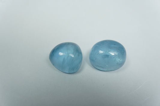 6.30ct Águas-marinhas cabochão 10x8mm / 9x8.5mm