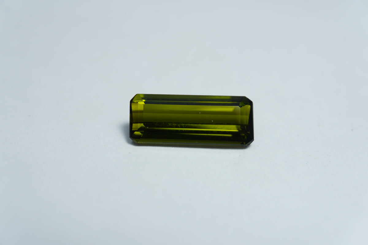 Turmalina 3,20ct 14x6mm