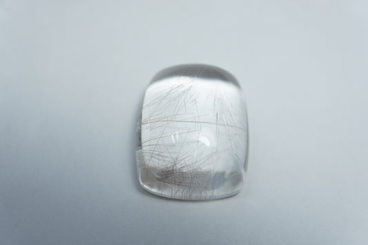 17.80ct Quartzo com inclusão cabochão 18x14mm