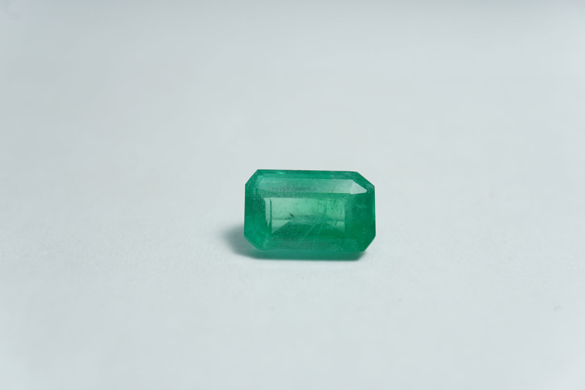 2.47ct Esmeralda 10x6mm