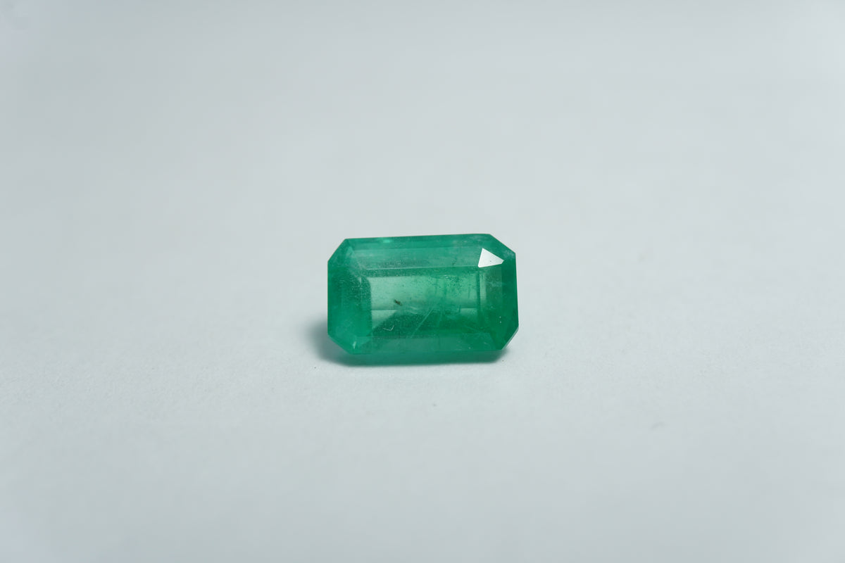 2.47ct Esmeralda 10x6mm