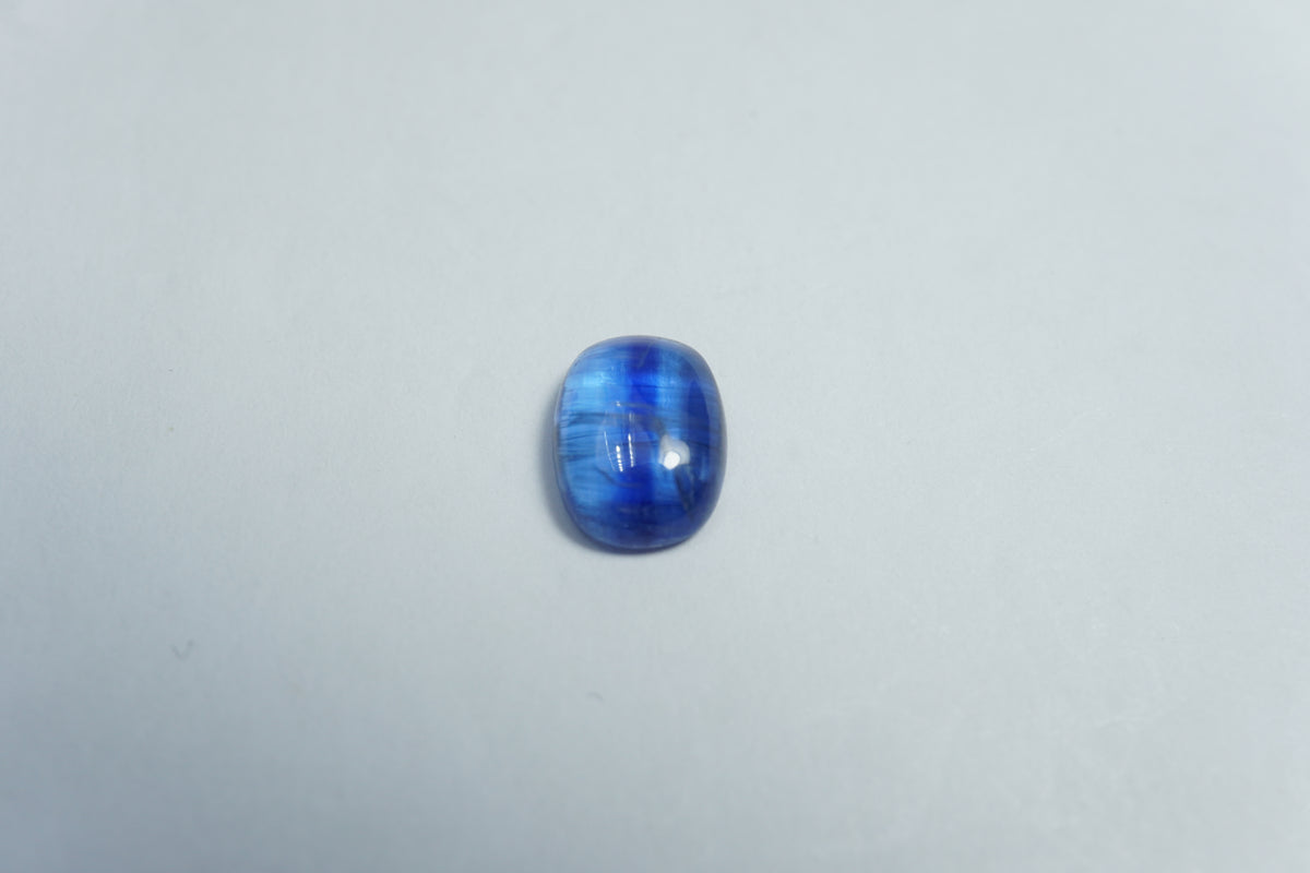 2.08ct Cabochão de Cianita 8x6mm