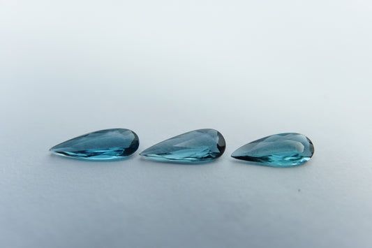 0.84ct Turmalina azul 13x7mm