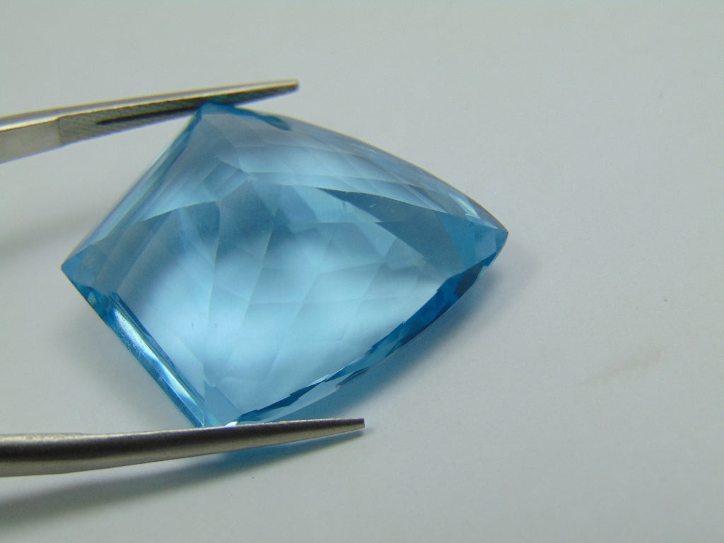 55.40ct Topázio Azul Suíço 30x25x11.5mm