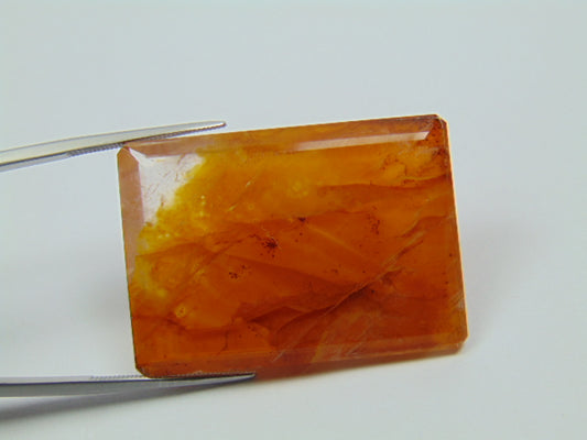 67.20ct Quartz Inclusion 37x27mm