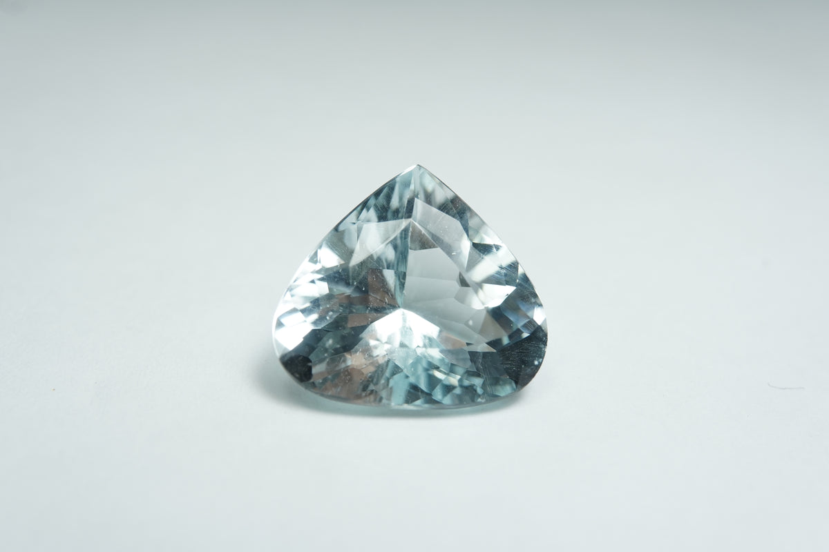 12.79ct Topázio sky 16x15mm
