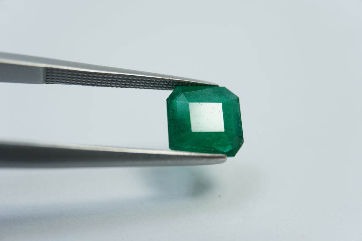 Esmeralda 2.45ct 8mm