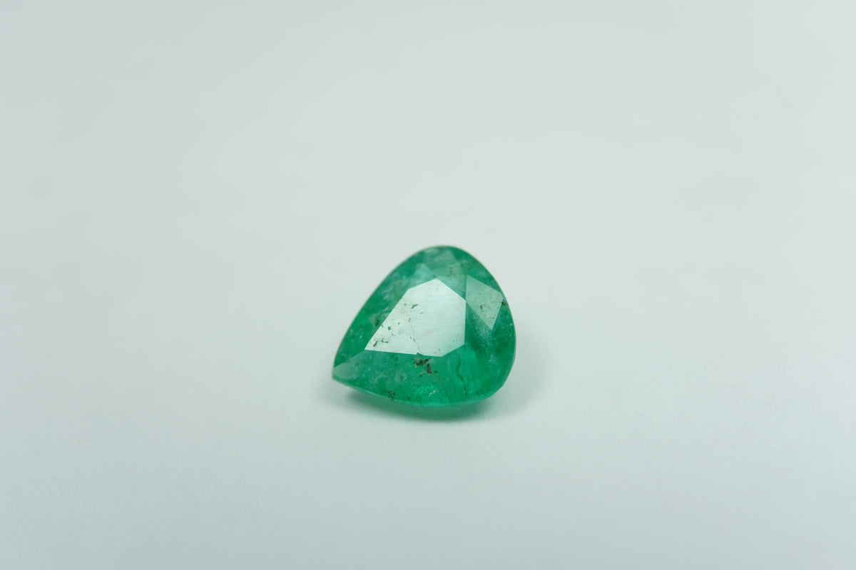 2.93ct Esmeralda 9x8.5mm