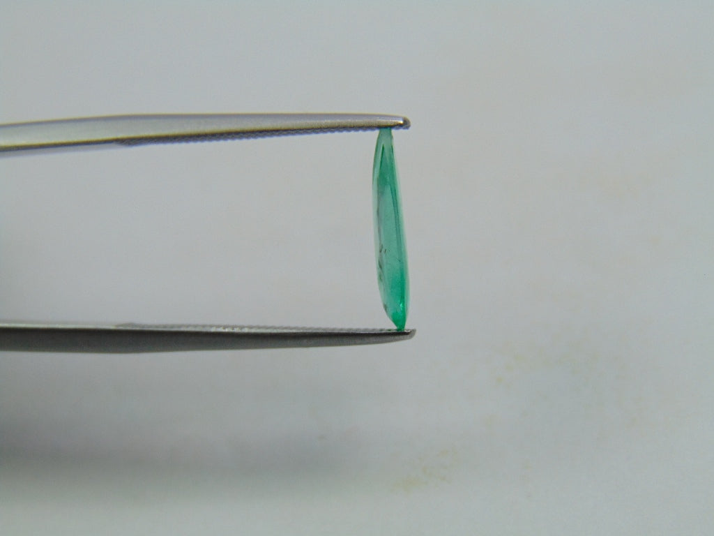 0.68ct Emerald 12x5mm