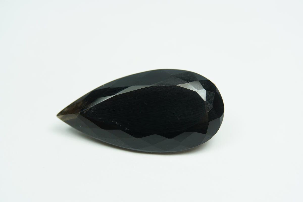 22.50ct Quartzo preto 30x14mm