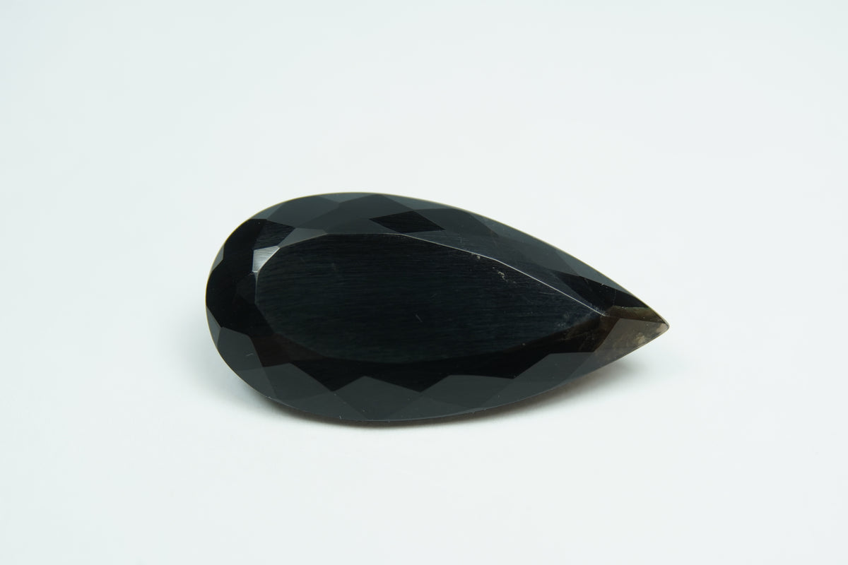 22.50ct Quartzo preto 30x14mm