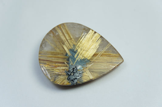 50.15ct Rutilo 33x27mm