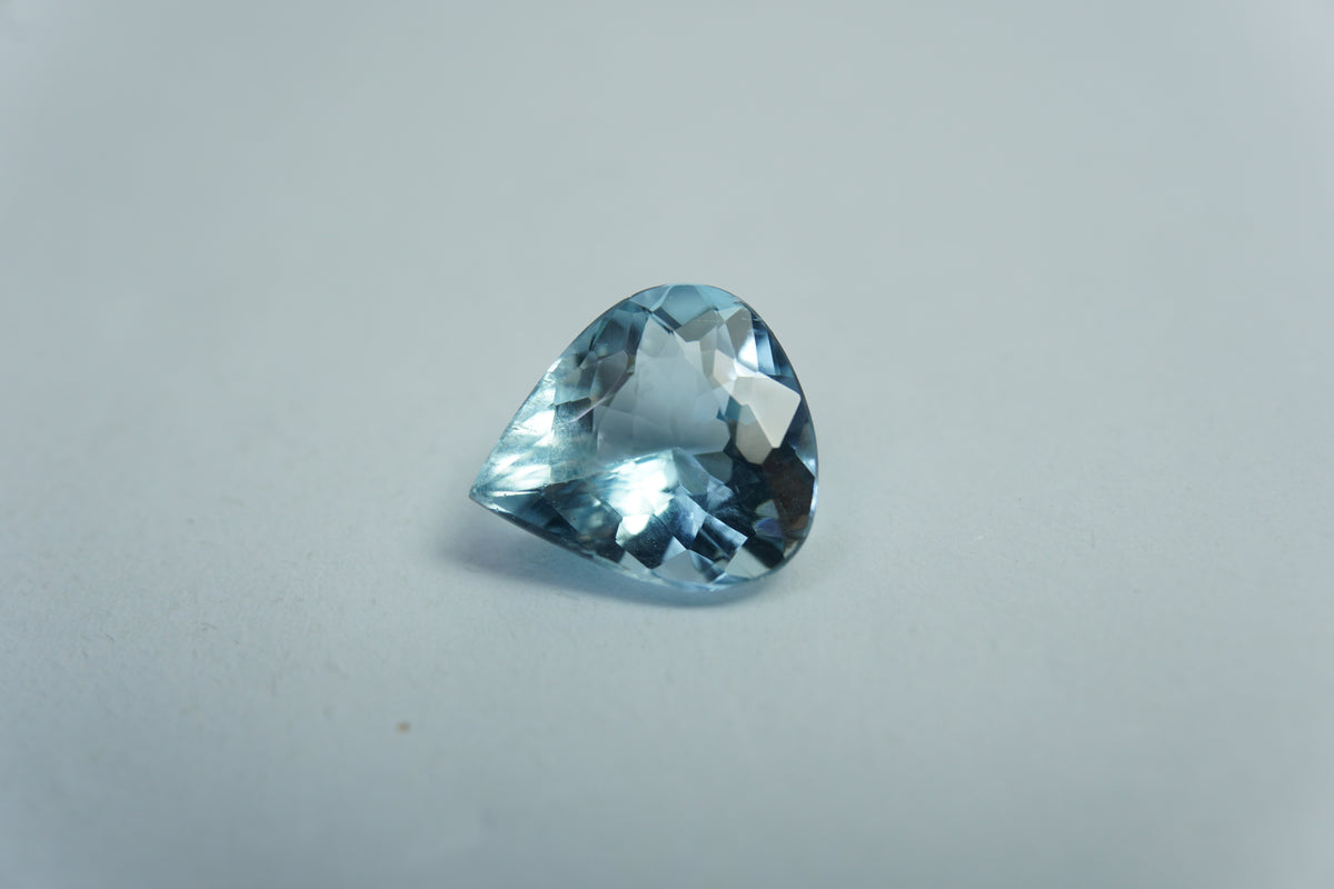 2,40 ct Água-marinha 10x9mm