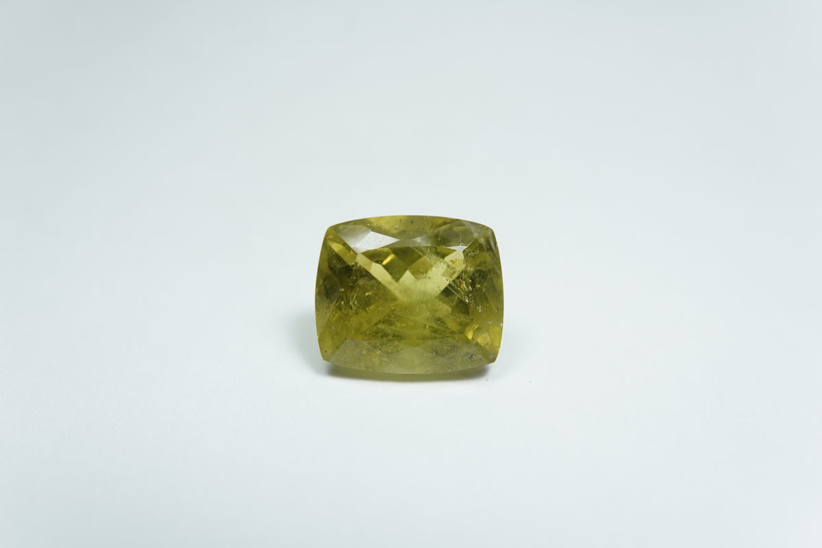 6.12ct Crisólita 11x9.5mm