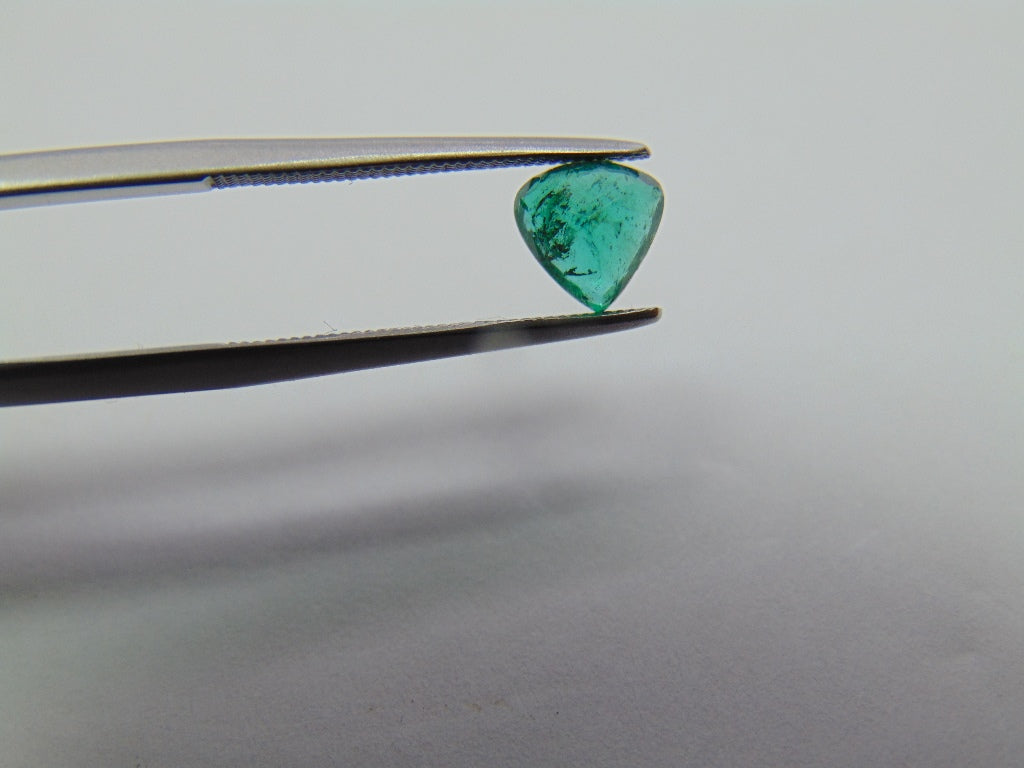 0.87ct Emerald 6mm