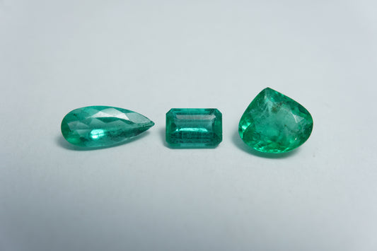 2.60ct Esmeralda 10x4.5mm / 8x7.5mm / 6x4mm