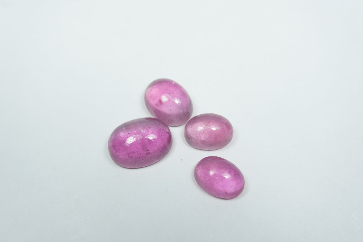 5.78ct Turmalinas cabochão 9x7mm / 8x6mm / 7x5mm / 7x5mm