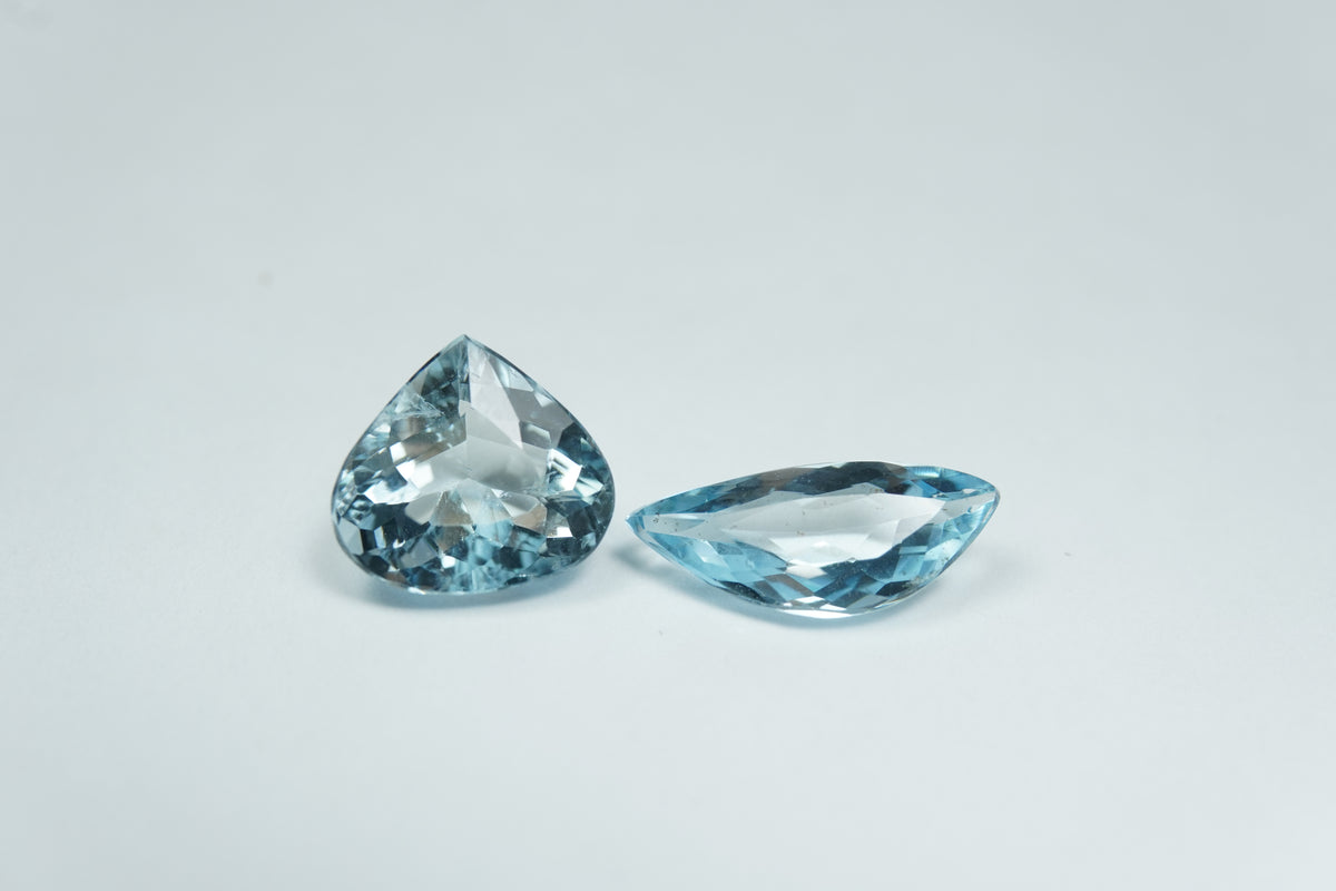 2.91ct Águas-marinhas 12x5mm / 9x8mm