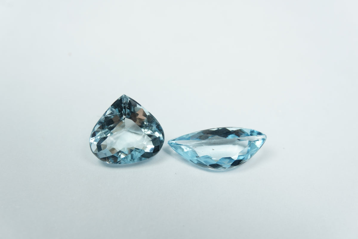 2.91ct Águas-marinhas 12x5mm / 9x8mm