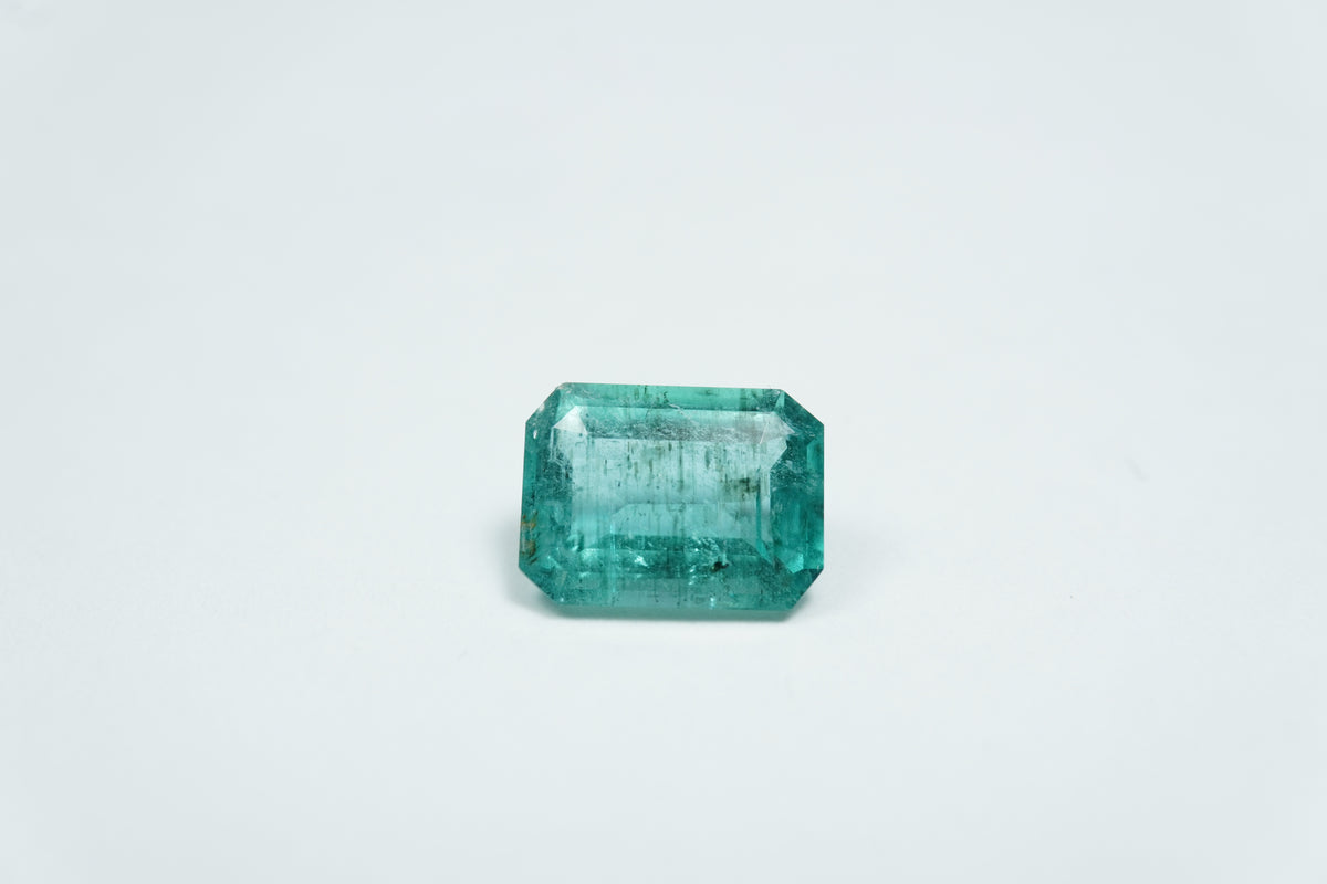 2.23ct Esmeralda 9x7mm