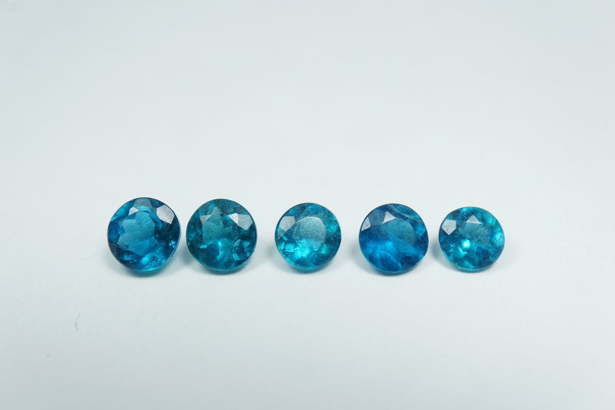 3.06ct Apatitas 5mm to 5.5mm