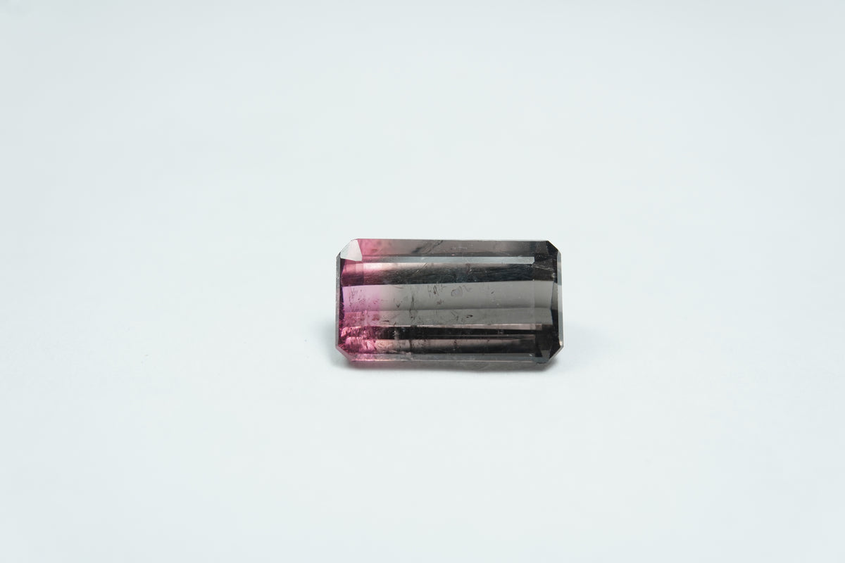 4.37ct Turmalina bicolor 12.5x7mm
