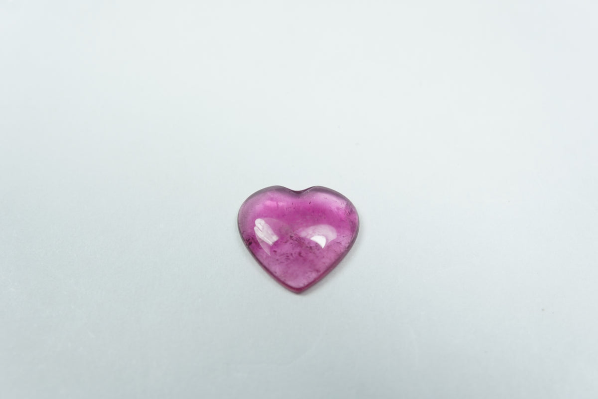 1.65ct Turmalina cabochão 10x9mm
