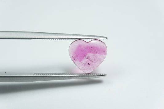 1.65ct Turmalina cabochão 10x9mm