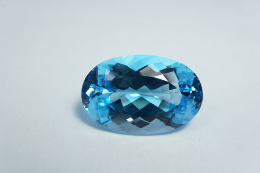 27.70ct Topaz 23x15mm