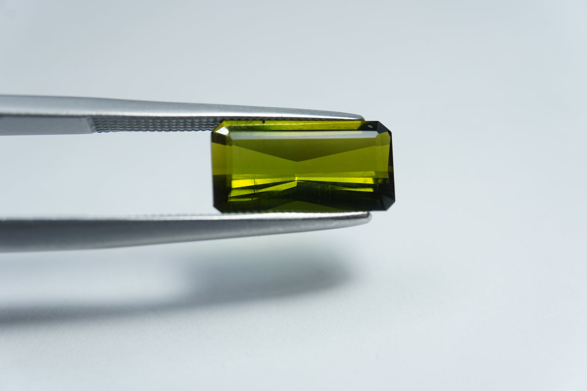 Turmalina 2,77ct 12x6mm