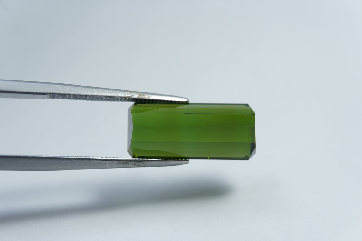 4.30ct Turmalina 17x6mm