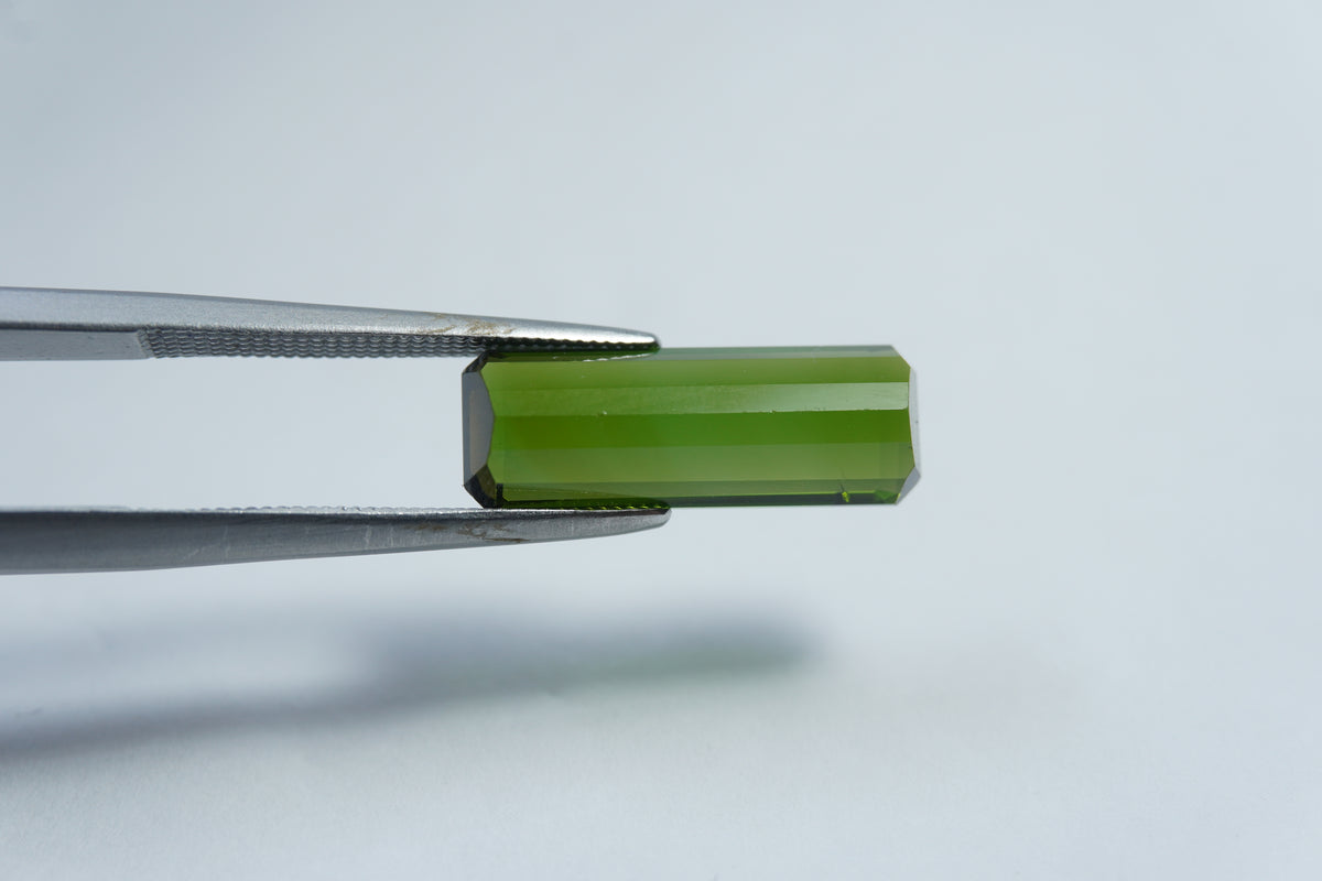 Turmalina de 6,70 ct 17x7,5mm