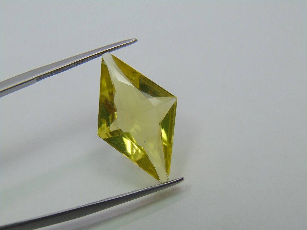 8,35 ct Ouro Verde 24x15mm