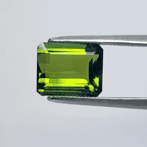 2.90ct Turmalina 9x7mm