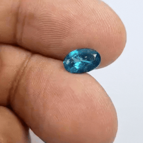 2.05ct Apatite 8x5mm 7x5mm