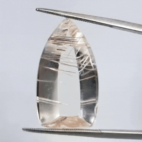 19.05ct Quartzo com Inclusão 26x15mm