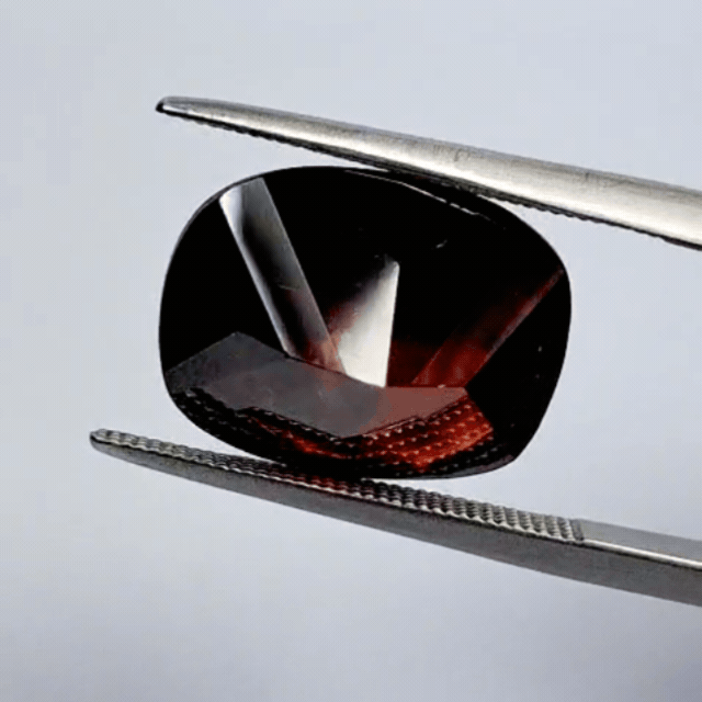 11.40ct Esfalerita 15x11mm