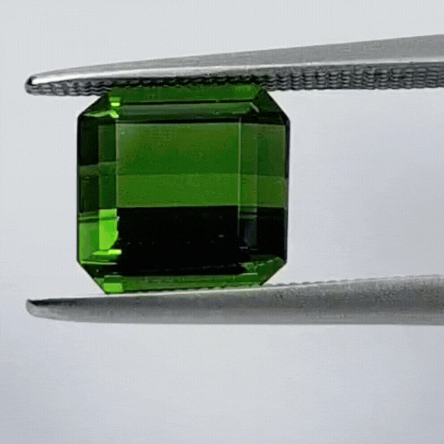 3.77ct Turmalina 8.5x8mm