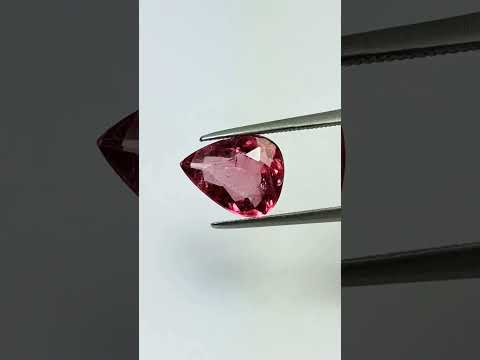 3.03ct Turmalina rosa 12x9mm