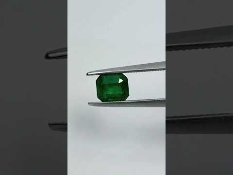 1.02ct Esmeralda 6x5mm