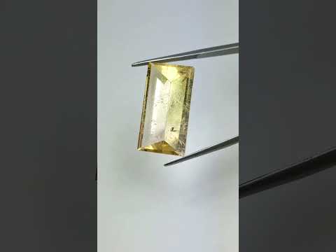 14.98ct Berilo 24x12mm