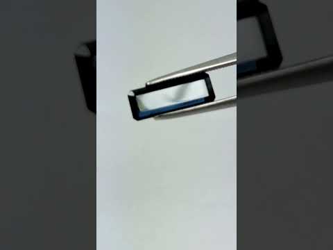 1.87ct Turmalina azul 13x5mm